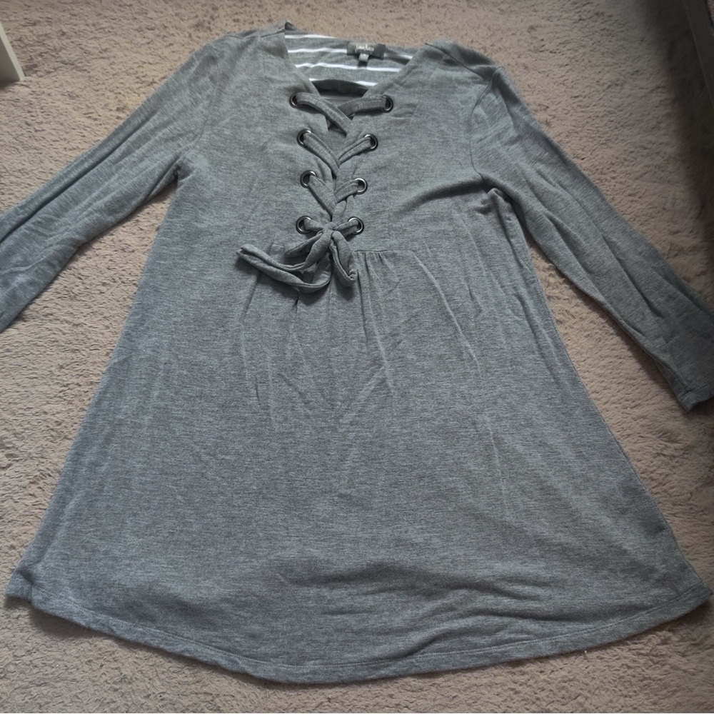 Neiman Marcus Gray Lace Up Tunic Top Shirt